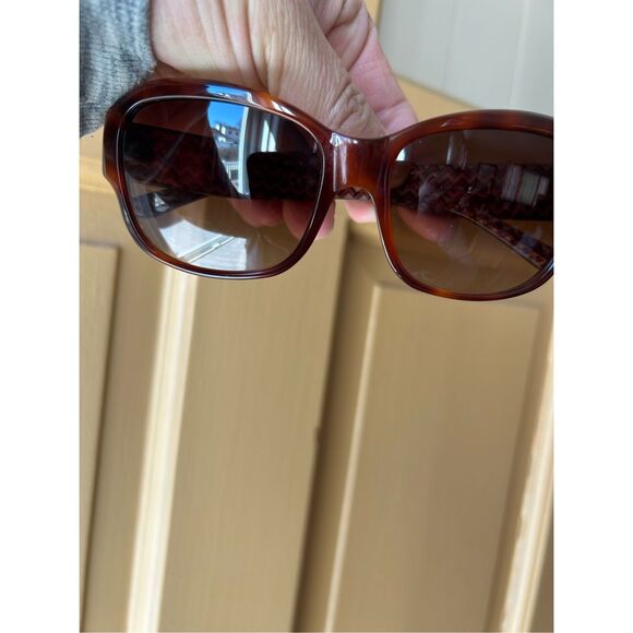Tory Burch Oversized Gradient Sunglasses - Picture 12 of 12